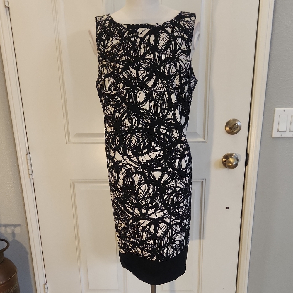 AB Studio Black and White Swirl Midi Dress